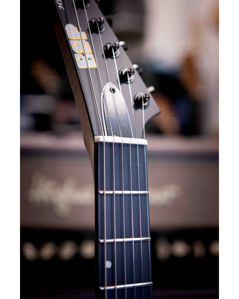ESP USA HDX-I 3-TONE SUNBURST OPEN GRAIN SATIN - 2,73kg