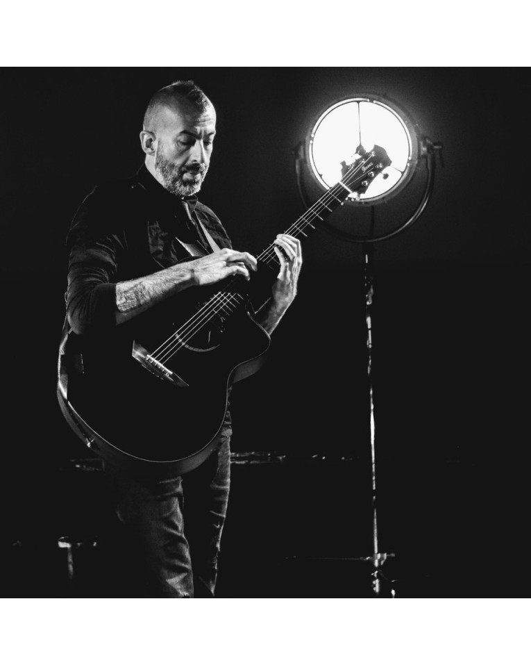 Ibanez JGM10-BSN Jon Gomm Signature Acoustic Guitar 6-String - Black Satin Top / Natural High Gloss Back and Sides + Cas