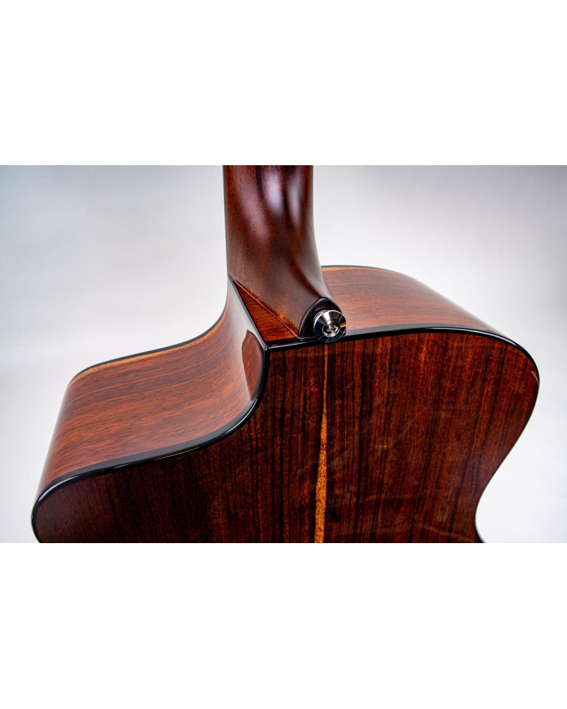 Ibanez JGM10-BSN Jon Gomm Signature Acoustic Guitar 6-String - Black Satin Top / Natural High Gloss Back and Sides + Cas