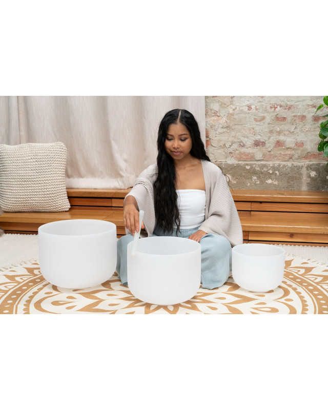 Meinl Sonic Energy CSBSETAFC White-Frosted Crystal Singing Bowls Set 3 pcs - A4/F4/C4/432 Hz