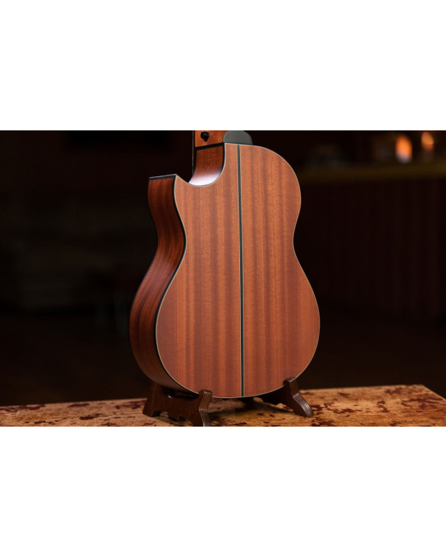 Ortega 1B-LIZZY-PRO Lizard Series Short Scale Fretless Uke Bass 4 String - Solid Mahogany Natural + Bag