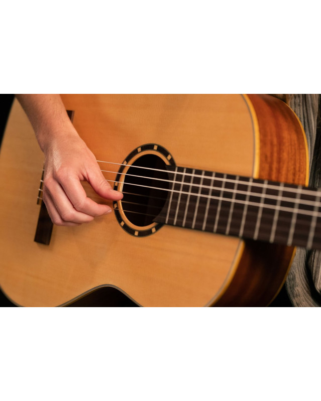 Ortega 1B-R121 Family Series 4/4 Classical Guitar 6 String - Mahogany Natural + Gigbag
