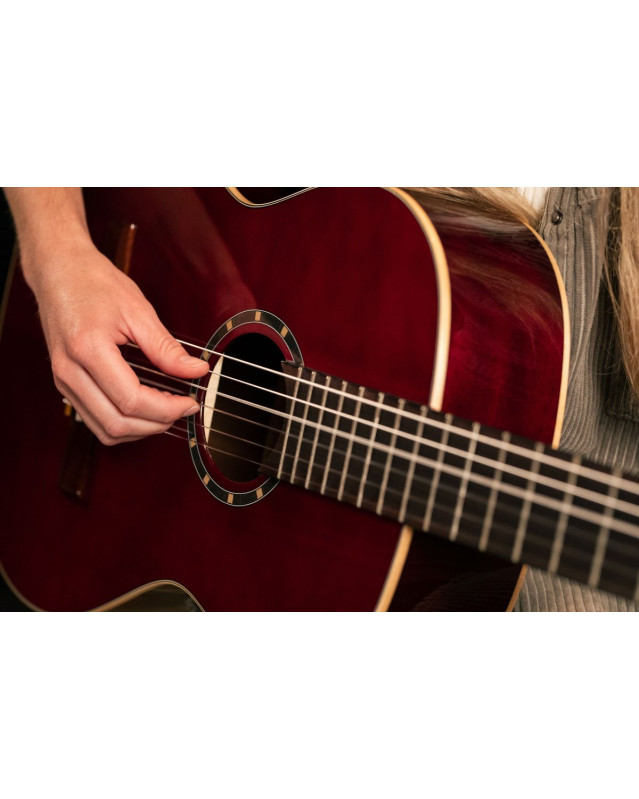 Ortega 1B-R121-3/4WR Family Series 3/4 Classical Guitar 6 String - Wine Red + Gigbag