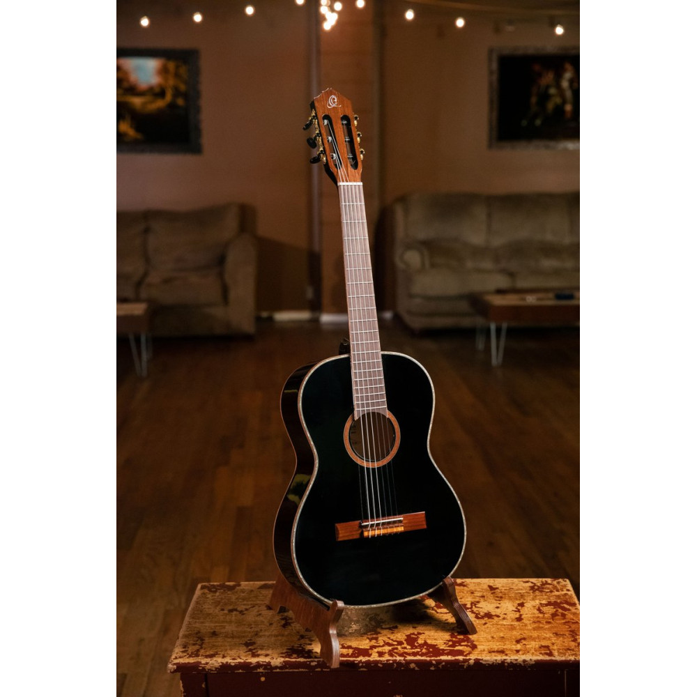 Ortega 1B-R221BK-7/8 Family Series 7/8 Classical Guitar 6 String - Spruce / Mahogany Black + Gig Bag