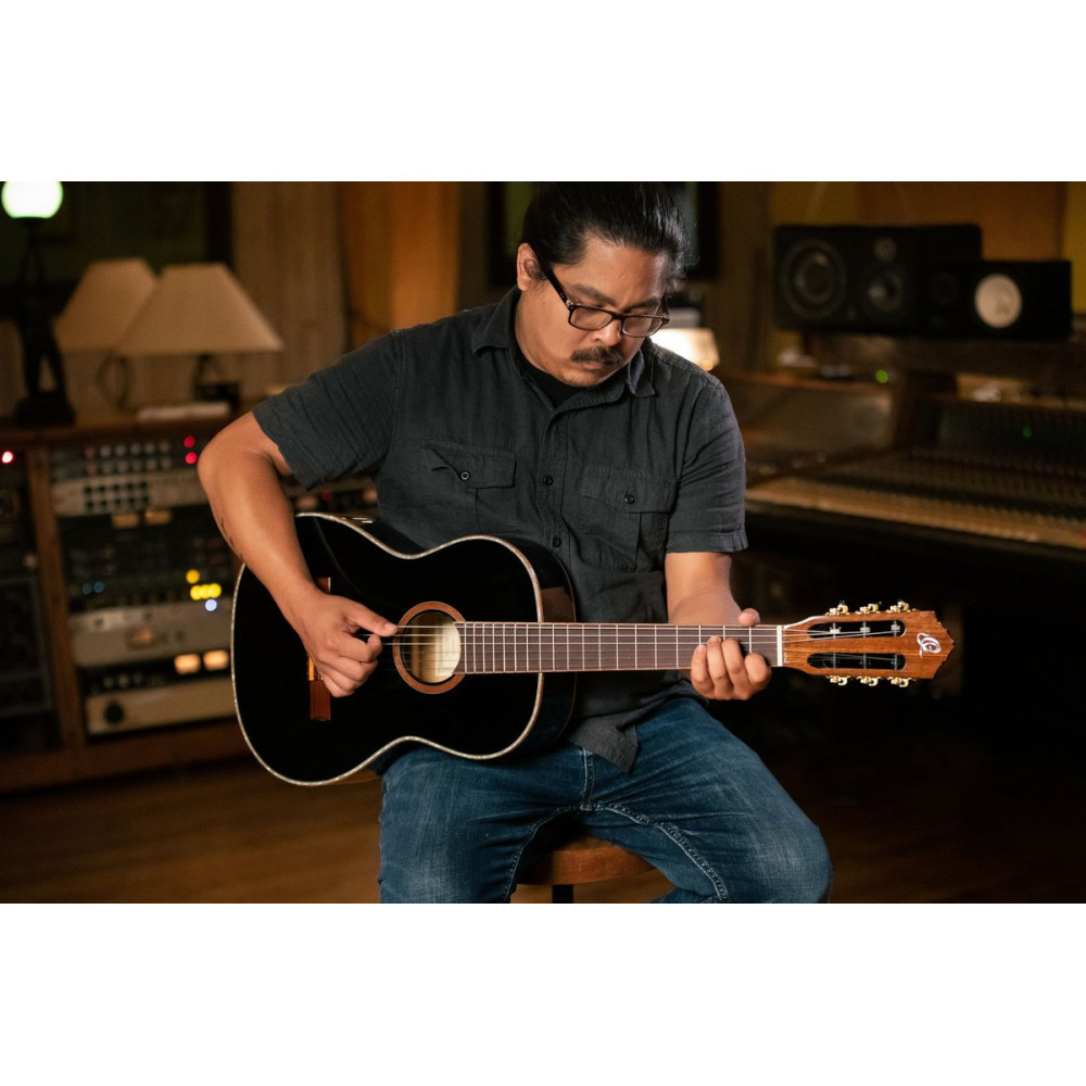 Ortega 1B-R221BK-7/8 Family Series 7/8 Classical Guitar 6 String - Spruce / Mahogany Black + Gig Bag