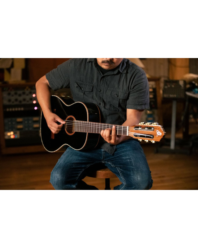 Ortega 1B-R221BK-7/8 Family Series 7/8 Classical Guitar 6 String - Spruce / Mahogany Black + Gig Bag