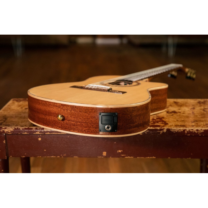 Ortega 1B-RCE138-T4 Performer Series 4/4 Thinline Classical Guitar 6-String - Natural + Gig Bag