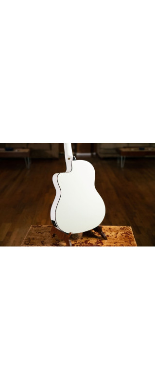 Ortega 1B-RCE145WH Family Series Pro Classical Guitar 4/4 Thinline Body Slim Neck - White + Bag