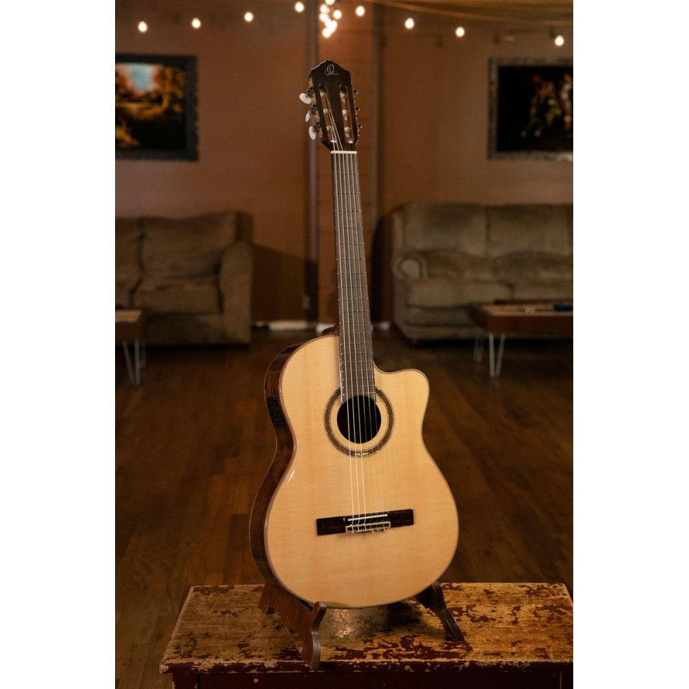 Ortega 1B-RCE158SN Performer Series 4/4 Classical Guitar 6-String - Natural + Gig Bag
