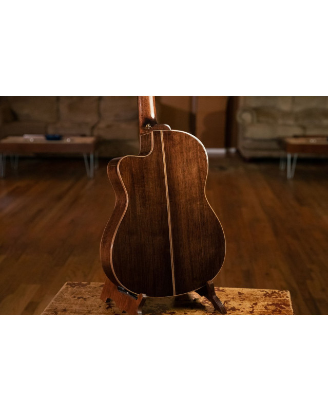 Ortega 1B-RCE158SN Performer Series 4/4 Classical Guitar 6-String - Natural + Gig Bag