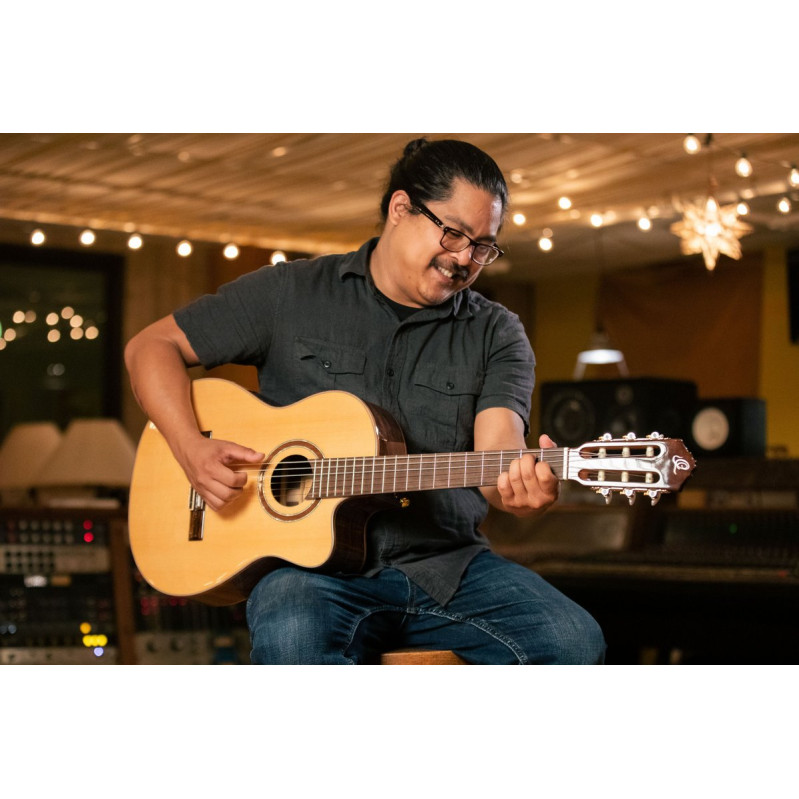Ortega 1B-RCE158SN Performer Series 4/4 Classical Guitar 6-String - Natural + Gig Bag