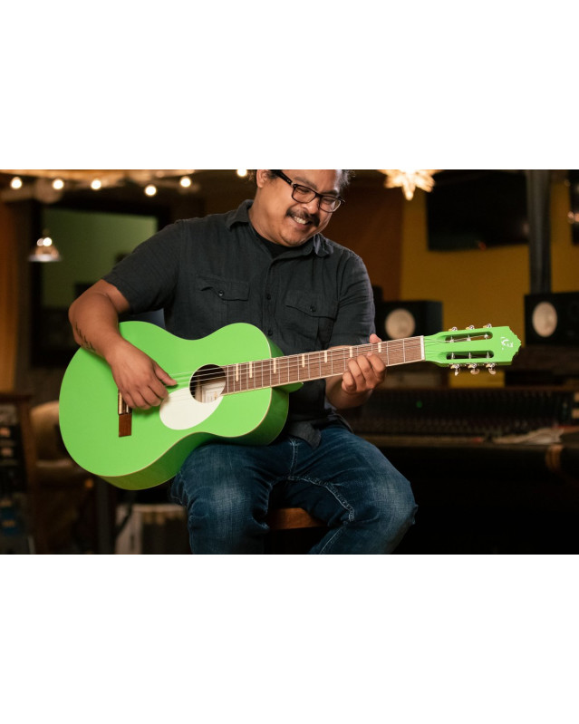 Ortega 1B-RGA-GAP Gaucho Series Acoustic Guitar 6 String - Green Apple + Bag