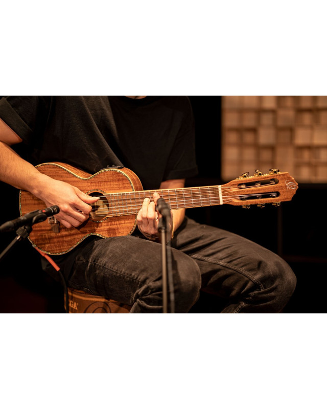 Ortega 1B-RGLE18ACA Mini Travel Series 1/8 Guitar 6 String - Acacia Natural + Bag