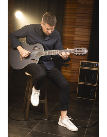 B-Grade ORTEGA TourPlayer DeLuxe Nylon String Guitar 6-String - Spruce Black + Gig Bag