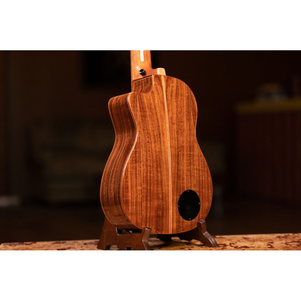Ortega CAIMAN-BS-GB Lizard Series Short Scale Uke Bass 4 String - Acacia Natural + Bag