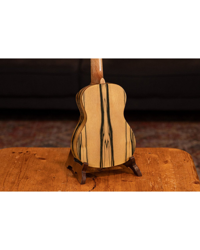 Ortega EAGLESUITE-U The Private Room Series Concert Ukulele 4 String - Spruce / White Ebony Natural + Bag