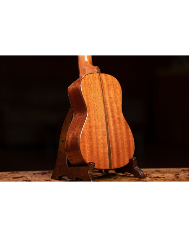 Ortega ECLIPSE-CC4 Custom Built Series Concert Ukulele 4 String - Solid Mahogany Natural + Bag