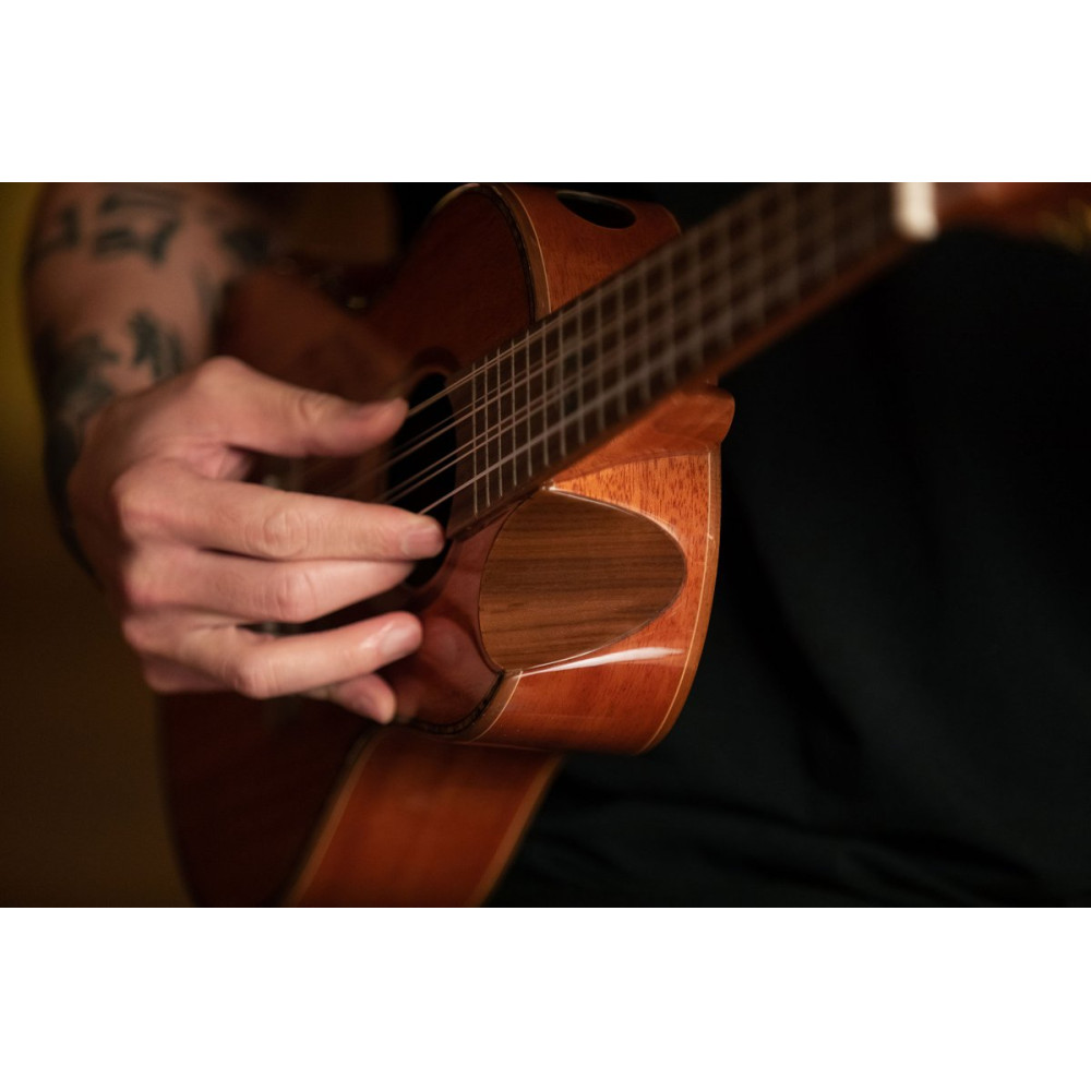 Ortega ECLIPSE-TE8 Custom Built Series Tenor Ukulele 8 String - Solid Mahogany Natural + Bag
