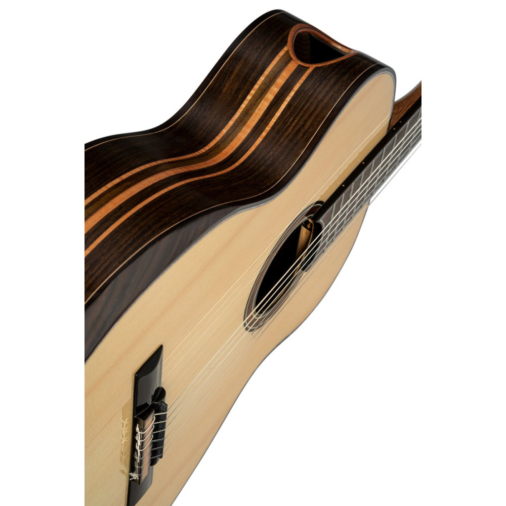 Ortega GRANDSUITE The Private Room 4/4 Nylon String Guitar 6-String - Natural + Gig Bag