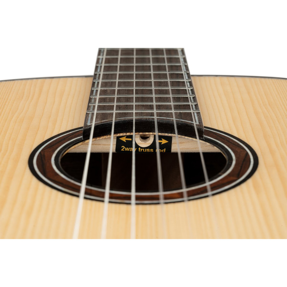 Ortega GRANDSUITE The Private Room 4/4 Nylon String Guitar 6-String - Natural + Gig Bag