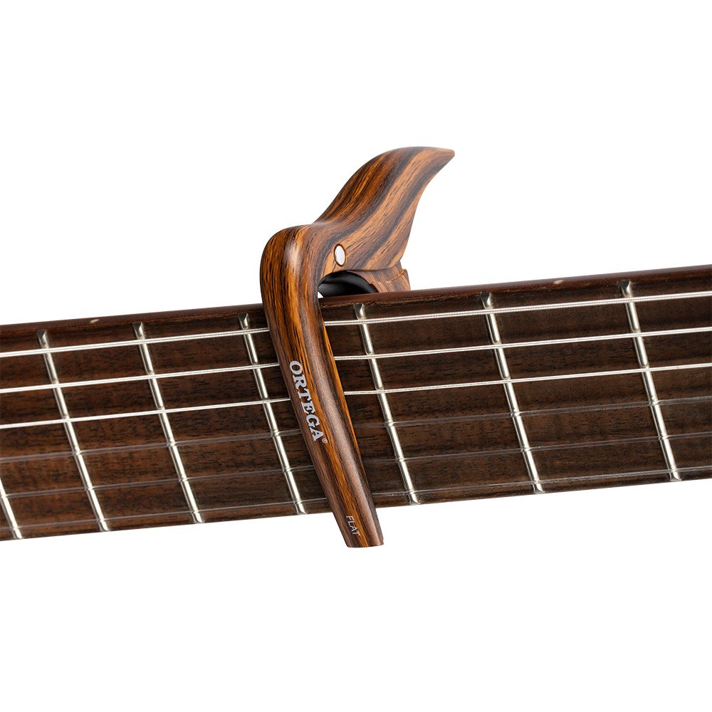 Ortega OCAPO-WND Flat Guitar Capo - Walnut Design
