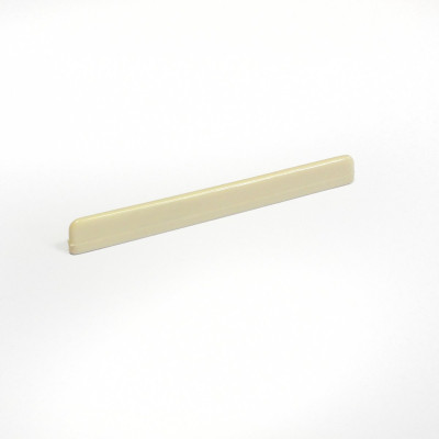Saddle, 3/4 - Hmax=9mm, W=80.5mm, D=3.2mm