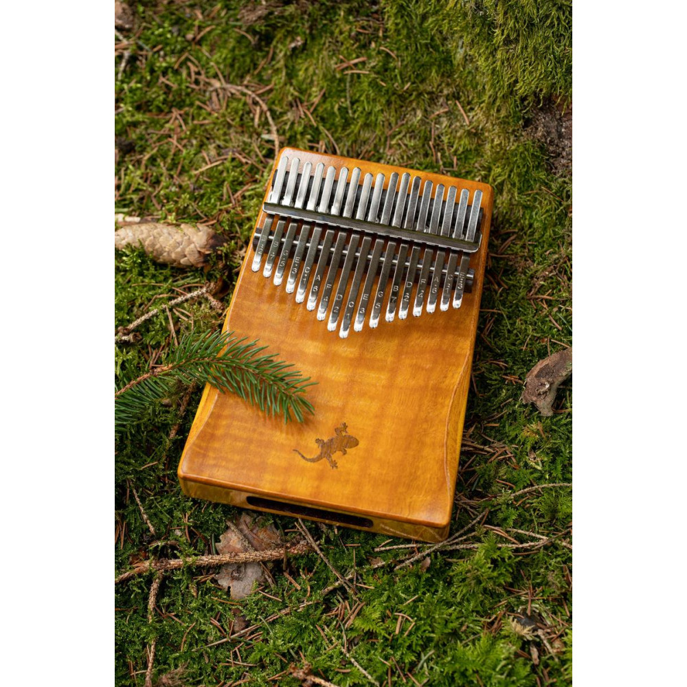 Ortega OKB3 Lizard Series Kalimba 17 Keys - Solid Golden Phoebe