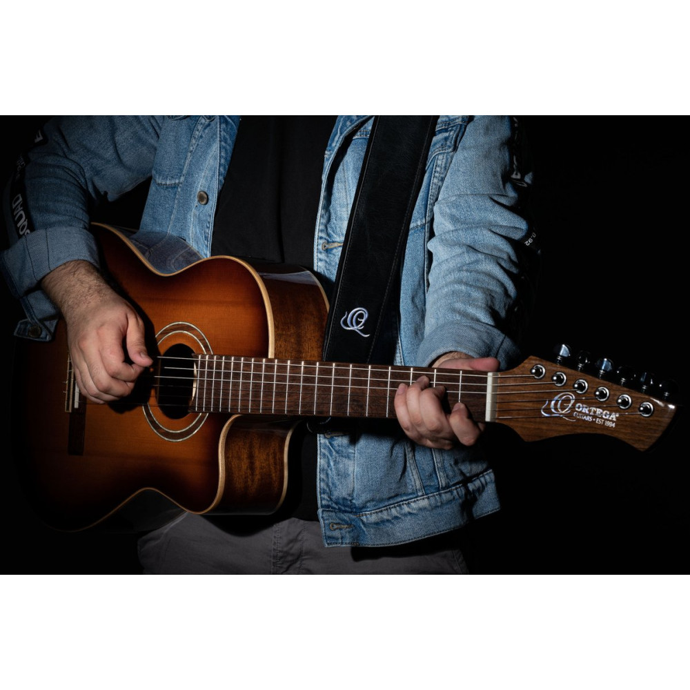 Ortega OSCL-3 Genuine-Leather Guitar-Strap - Vintage Ash