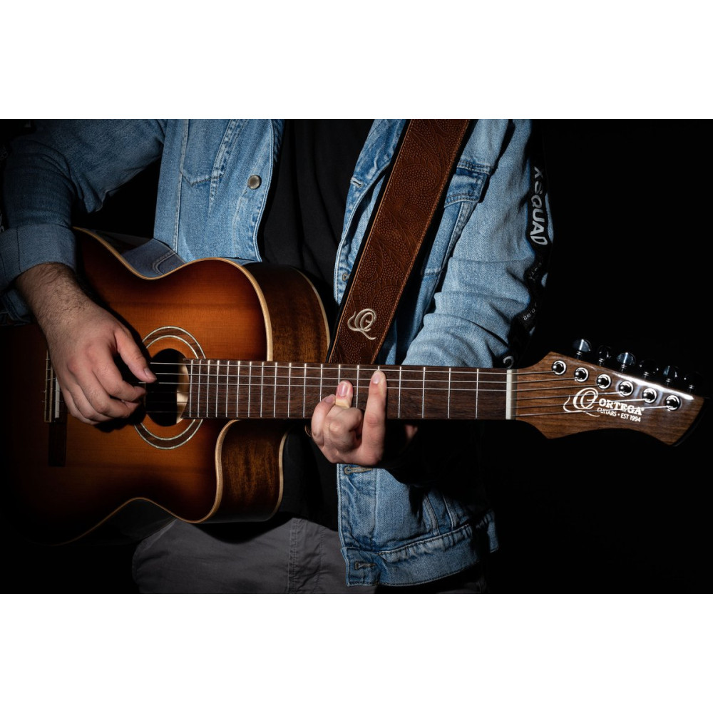 Ortega OSCU-2 Genuine-Leather Guitar-Strap - Natural Brown Flora