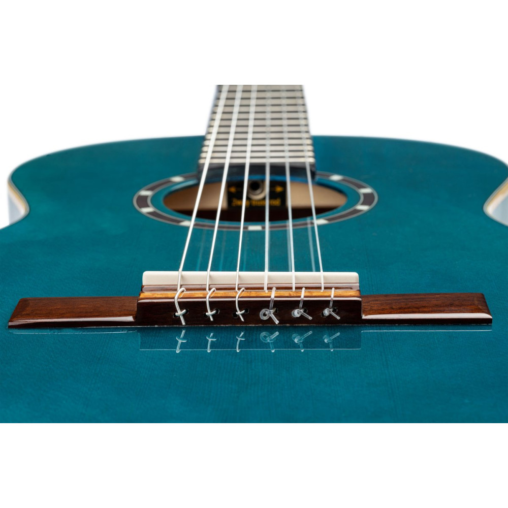 Ortega R121-3/4OC Family Series 3/4 Classical Guitar 6 String - Ocean Blue + Gigbag