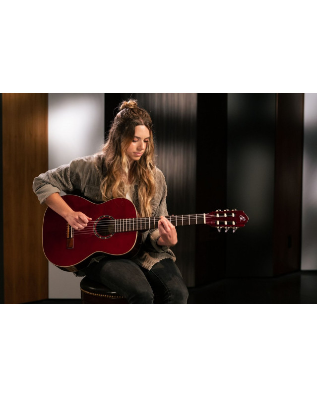 Ortega R121-3/4WR Family Series 3/4 Classical Guitar 6 String - Wine Red + Gigbag