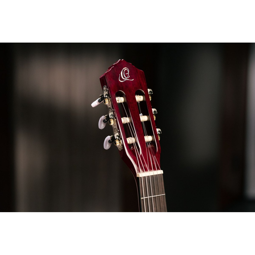 Ortega R121-7/8WR Classical Guitar Family Series 7/8 - Wine red + Bag
