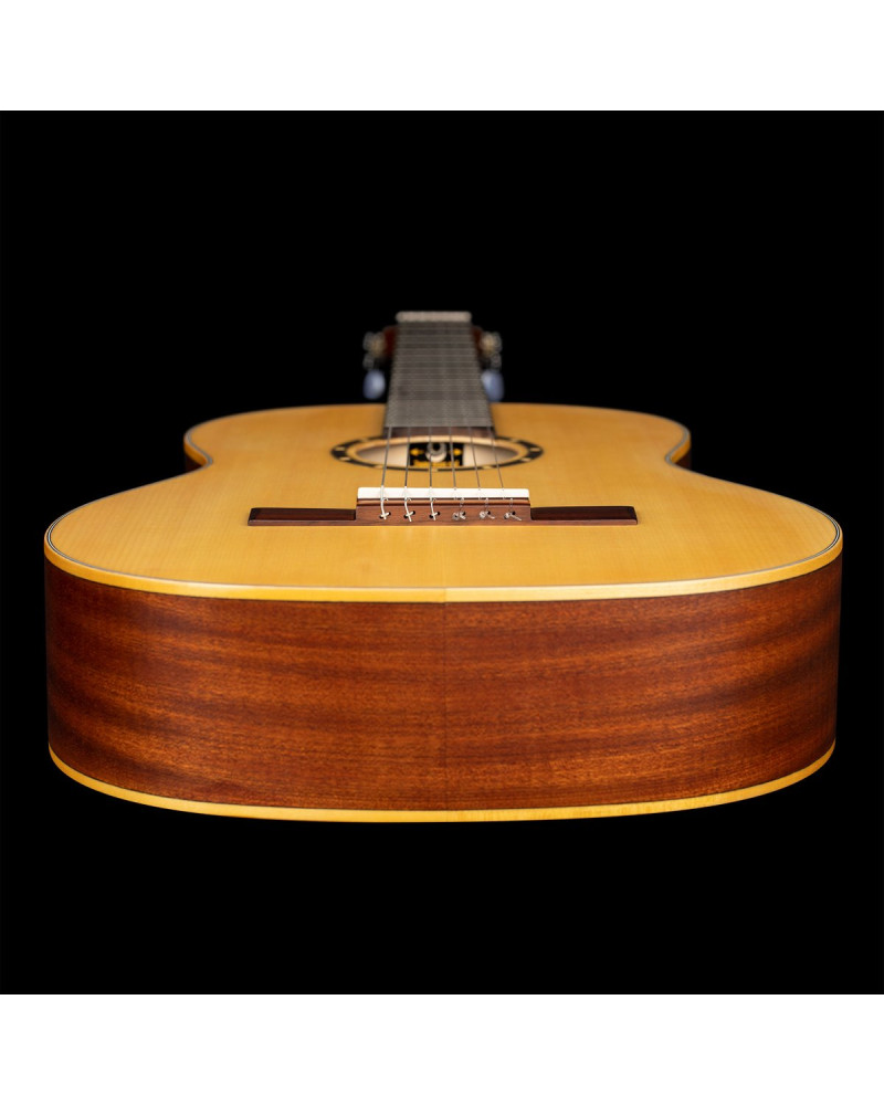 Ortega R121SN Family Series 4/4 Classical Slim Neck Guitar 6 String - Mahogany Natural + Gigbag