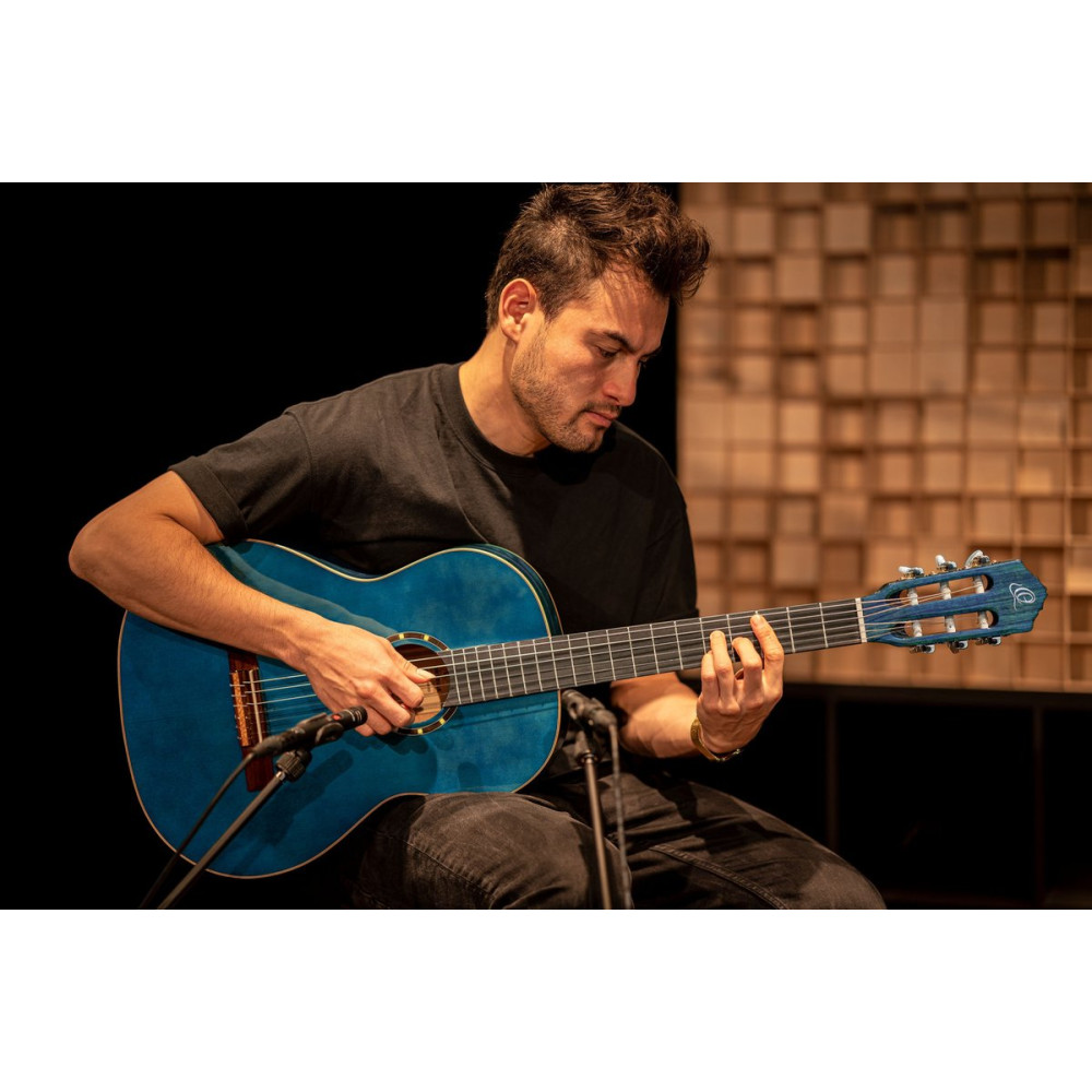 Ortega R121SNOC Family Series 4/4 Classical Slim Neck Guitar 6 String - Ocean Blue + Gigbag