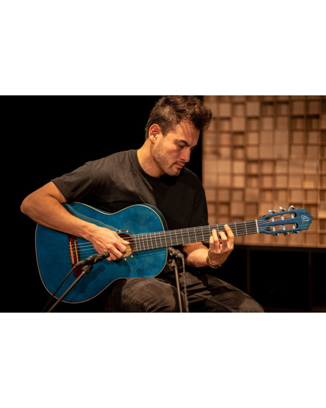 Ortega R121SNOC Family Series 4/4 Classical Slim Neck Guitar 6 String - Ocean Blue + Gigbag