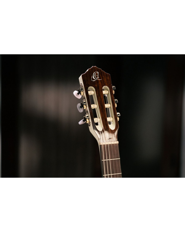 Ortega R121SNWH Family Series 4/4 Classical Slim Neck Guitar 6 String - White + Gigbag