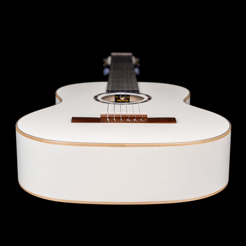 Ortega R121WH Family Series 4/4 Classical Guitar 6 String - White + Gigbag