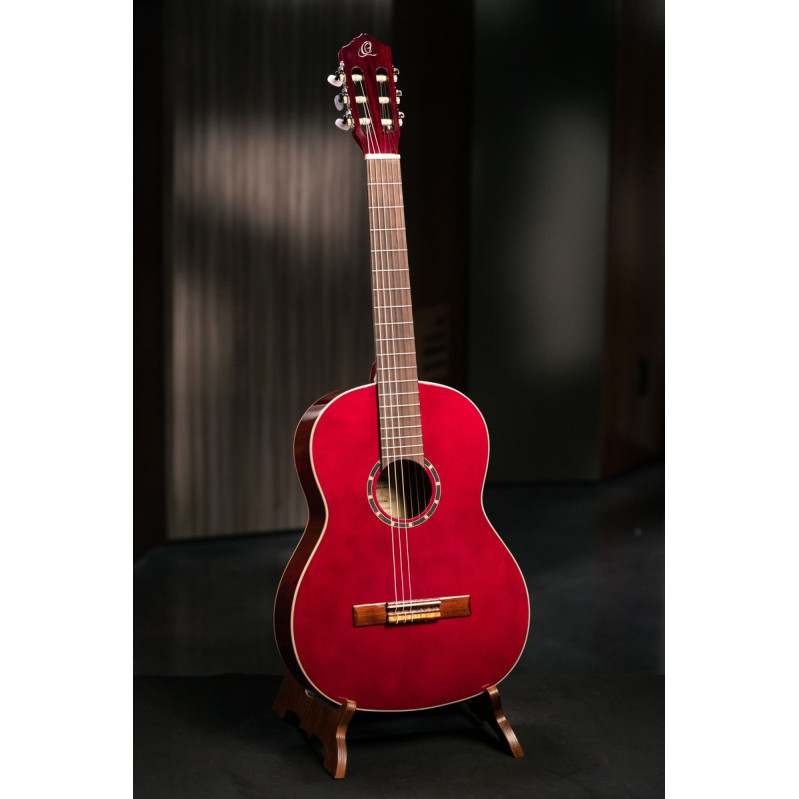 Ortega R121WR Family Series 4/4 Classical Guitar 6 String - Wine Red + Gigbag