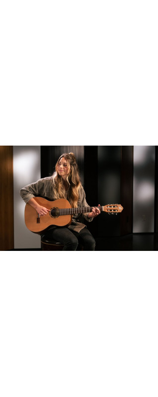 Ortega R122-7/8 Family Series 7/8 Classical Guitar 6 String - Cedar / Mahogany Natural + Gigbag