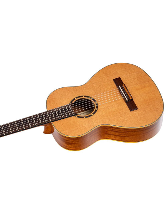Ortega R122G-3/4 Family Series 3/4 Classical Guitar 6 String - Cedar / Mahogany Gloss Natural + Gigbag