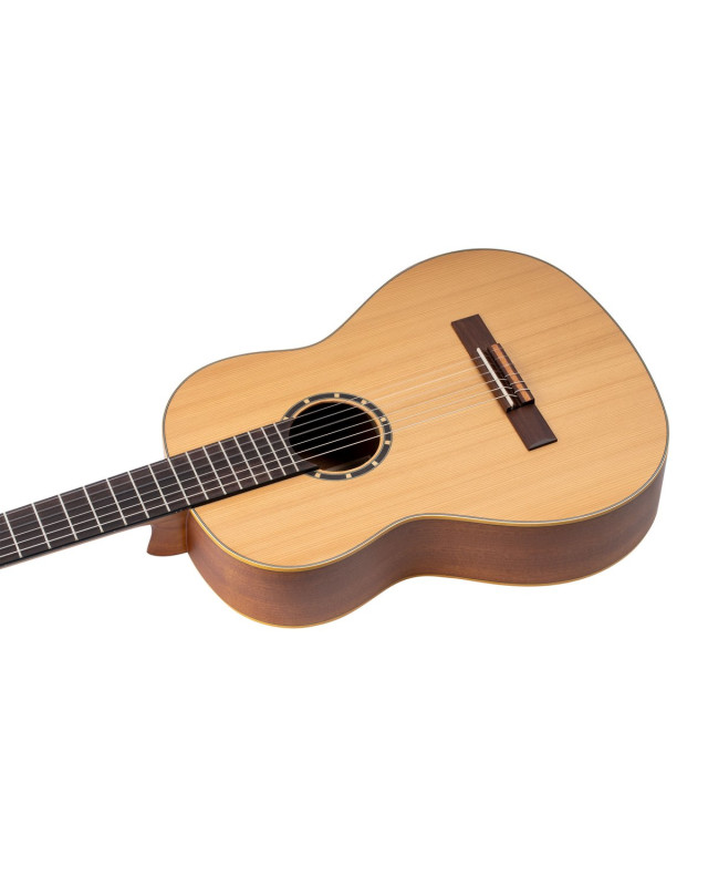 Ortega R131 Family Series Pro 4/4 Classical Guitar 6 String - Cedar / Mahogany Natural + Gigbag