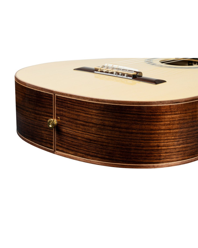 Ortega R158 Performer Series 4/4 Classical Guitar 6-String - Natural + Gig Bag