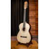 Ortega R16S Traditional Series 4/4 Nylon String Guitar 6-String - Natural Spruce