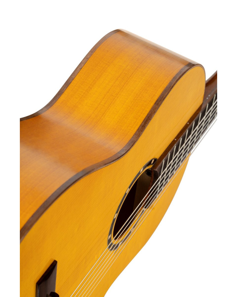 Ortega R170F Family Series Pro 4/4 Classical Guitar 6 String - Solid North American Spruce + Gig Bag