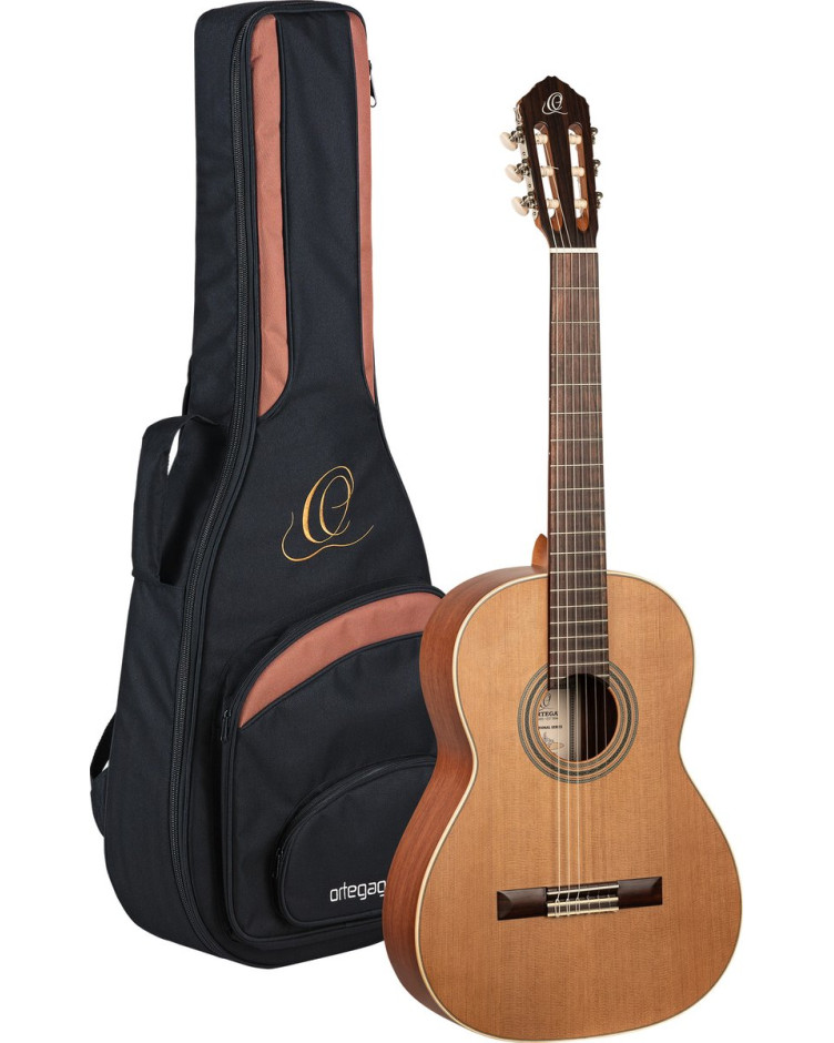 Ortega R18S Traditional Series 4/4 Nylon String Guitar 6-String + Pro Gig Bag