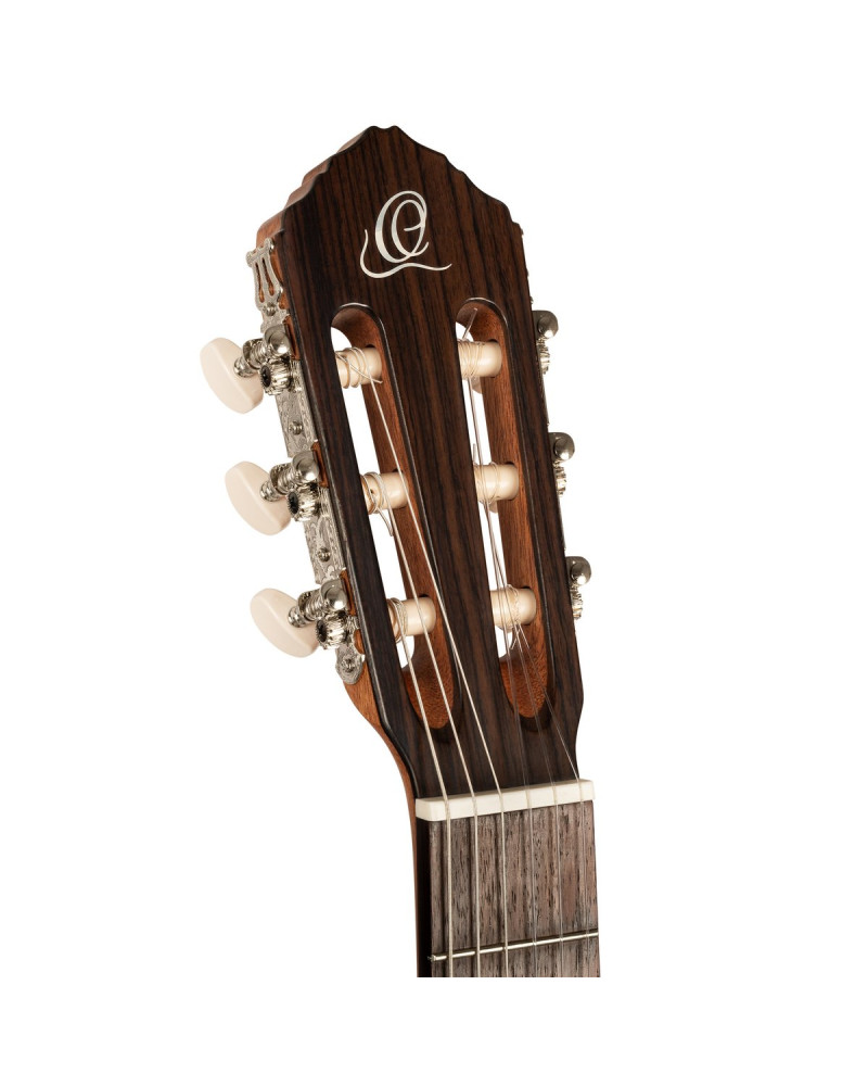 Ortega R19S Traditional Series 4/4 Nylon String Guitar 6-String + Pro Gig Bag