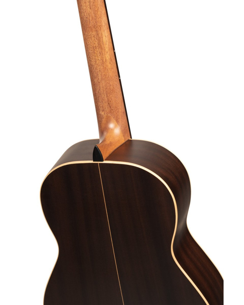 Ortega R19S Traditional Series 4/4 Nylon String Guitar 6-String + Pro Gig Bag