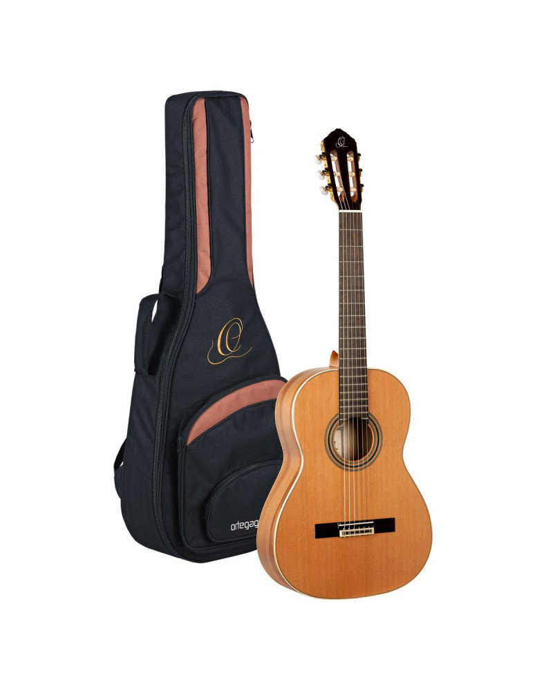 Ortega R20GRG Traditional Series 4/4 Nylon String Guitar 6-String + Pro Gig Bag