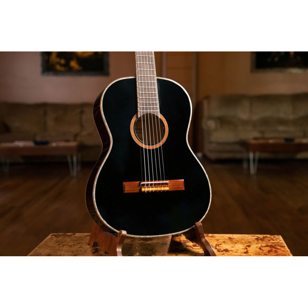 Ortega R221BK-7/8 Family Series 7/8 Classical Guitar 6 String - Spruce / Mahogany Black + Gig Bag