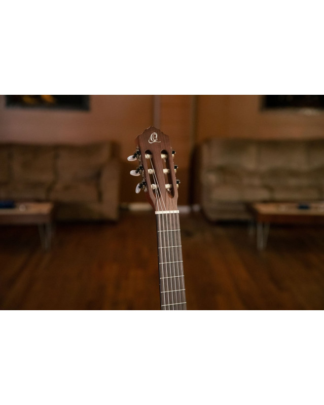 Ortega R55 Student Series Pro 4/4 Classical Guitar 6-String - Natural